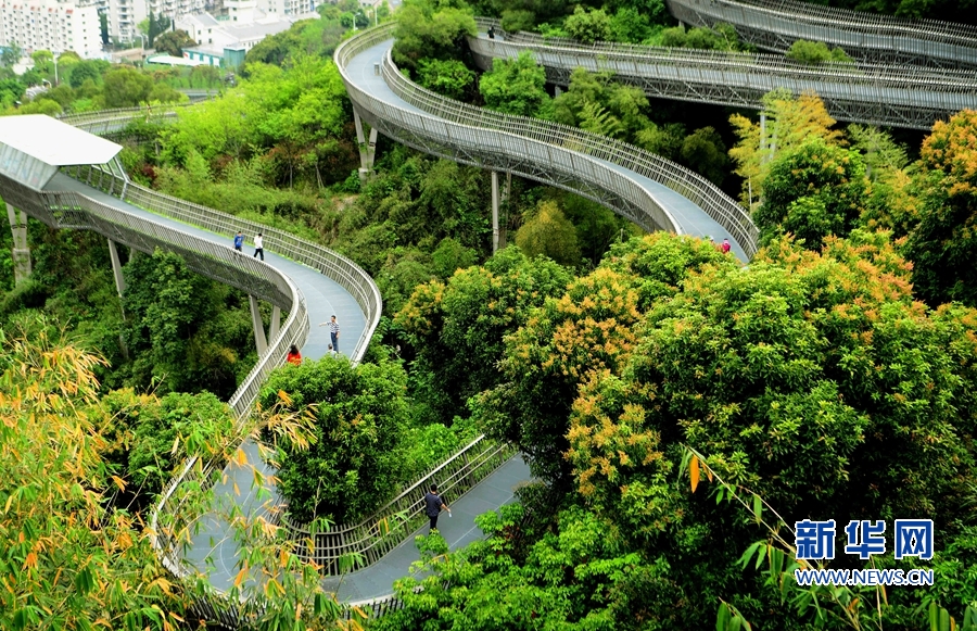 福州：空中步行道　人在畫中游